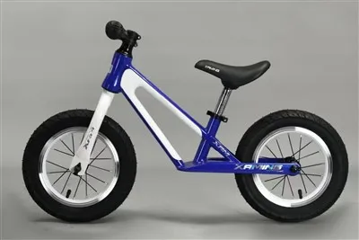 Eksitasyon an ogmante pandan konpayi DAODEBAO ap prepare pou voye bisiklèt ba...